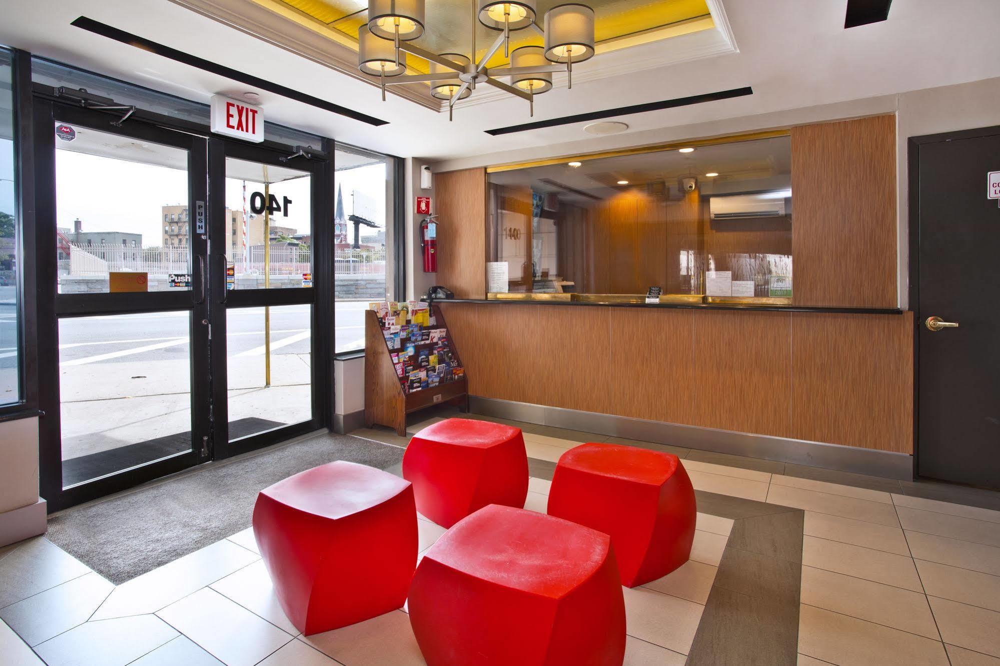 Brooklyn Motor Inn New York City Exterior photo